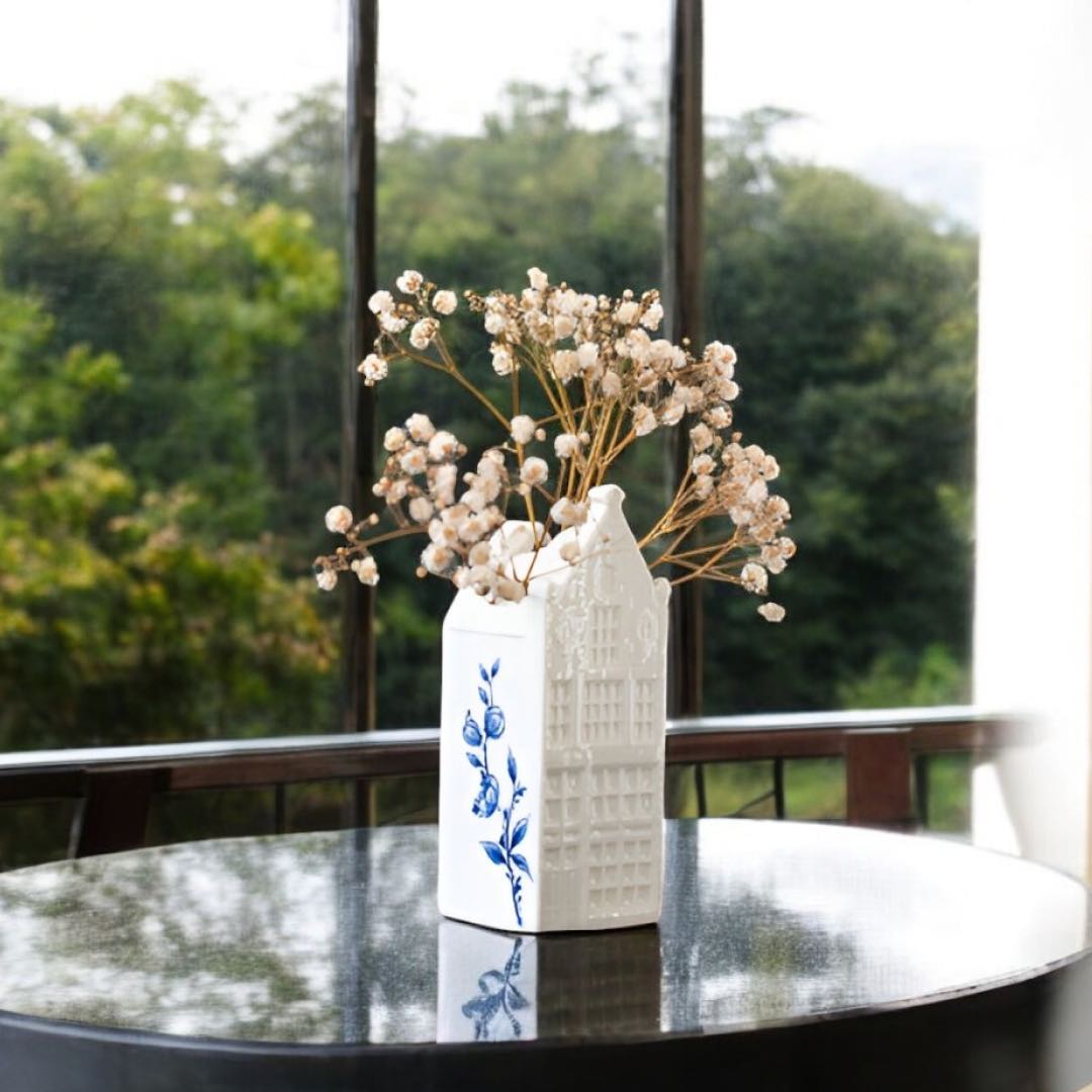 Floral Spout House
